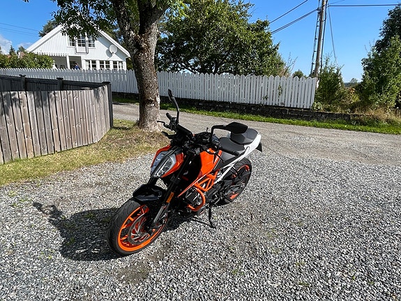 KTM 390 Duke 7 of 10