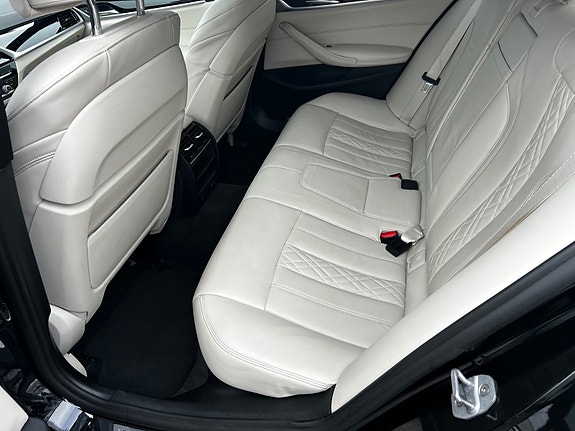 BMW 530e 23 of 30