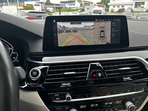 BMW 530e 16 of 30