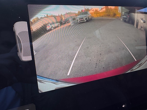 Tesla Model 3 20 of 24