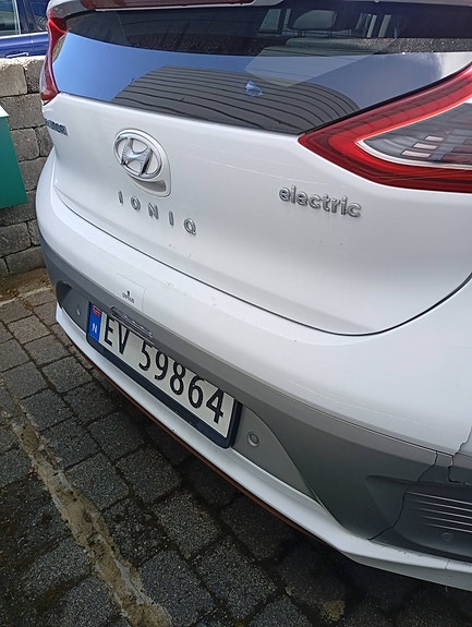 Hyundai IONIQ 6 of 14