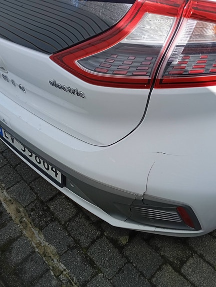 Hyundai IONIQ 7 of 14