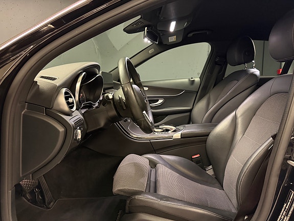 Mercedes-Benz C200 6 of 23