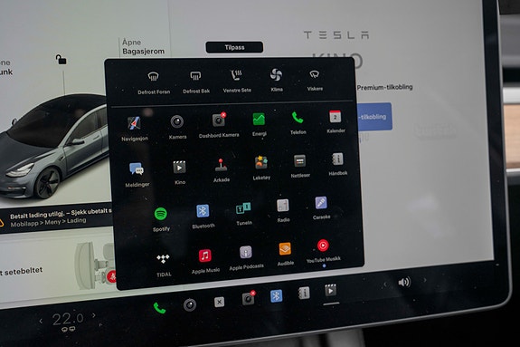 Tesla Model 3 25 of 25