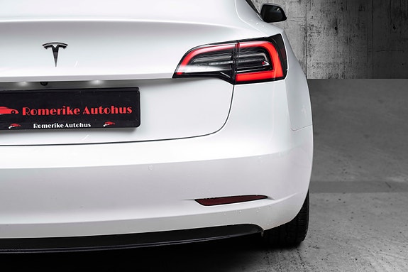 Tesla Model 3 8 of 25