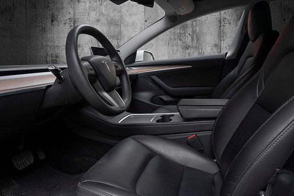 Tesla Model 3 10 of 25