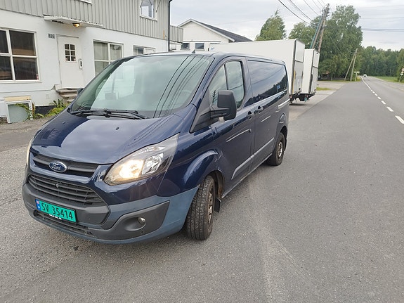 Ford Transit Custom 2 of 22