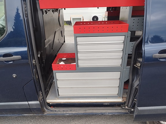 Ford Transit Custom 9 of 22