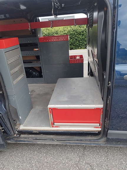 Ford Transit Custom 6 of 22