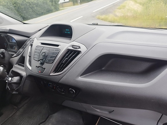 Ford Transit Custom 16 of 22