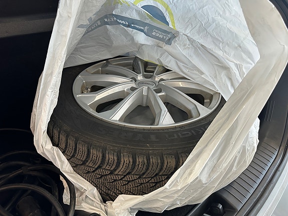 Hyundai Kona 17 of 30