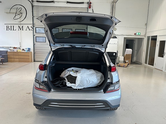 Hyundai Kona 16 of 30