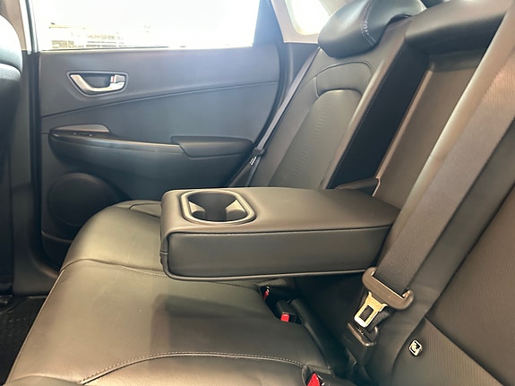 Hyundai Kona 19 of 30