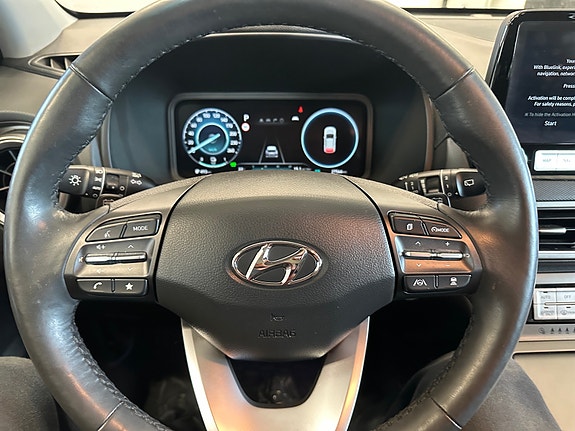 Hyundai Kona 26 of 30