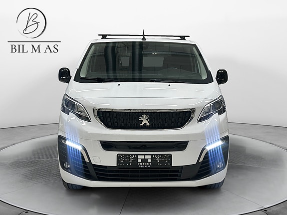 Peugeot e-Expert 8 of 30