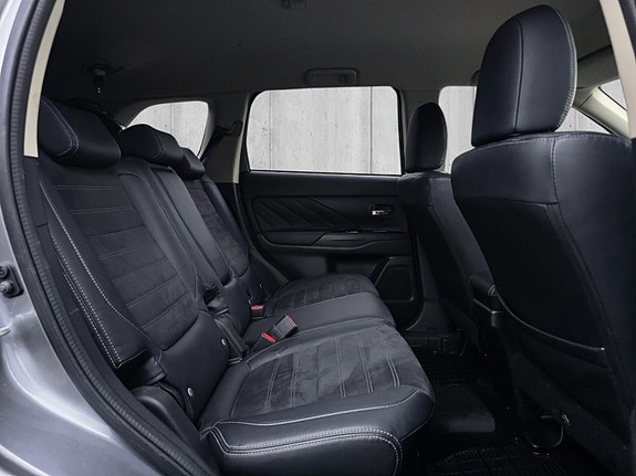 Mitsubishi Outlander 21 of 30