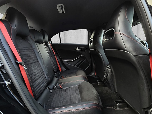 Mercedes-Benz A250 21 of 30
