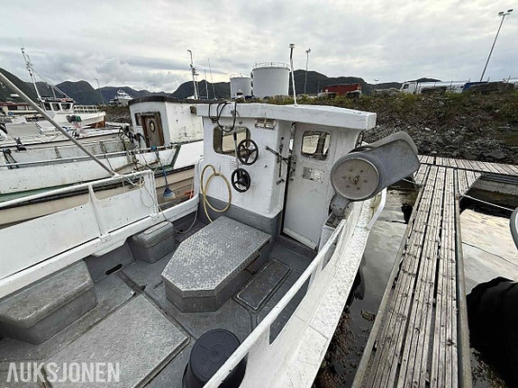 20 fot sjark med Saab motor 4 of 10