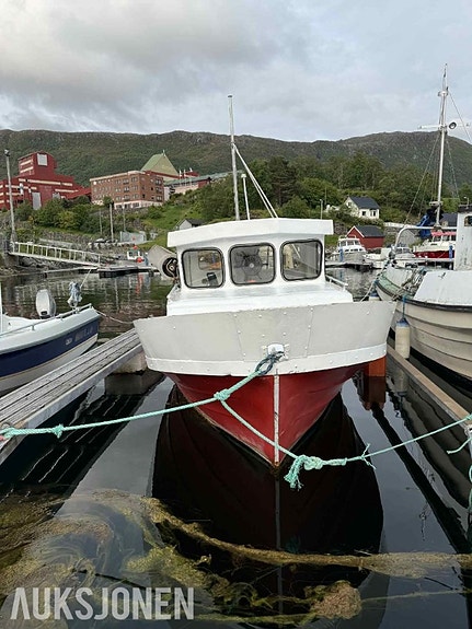 20 fot sjark med Saab motor 3 of 10
