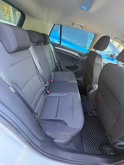 Volkswagen e-Golf VII 11 of 12