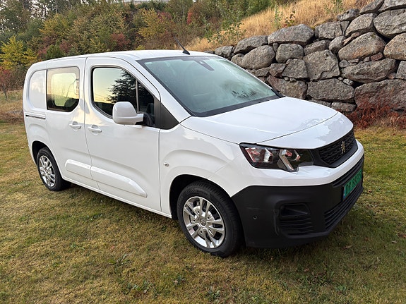 Peugeot Partner 2 of 22