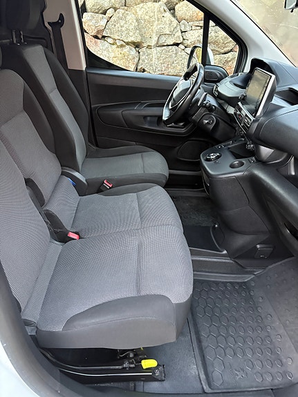Peugeot Partner 15 of 22