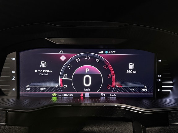 Skoda Superb 15 of 25