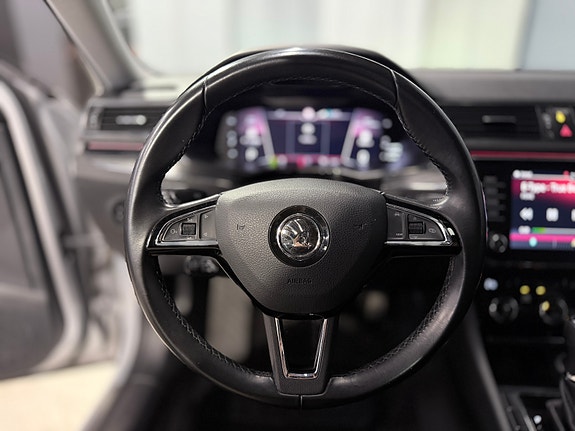 Skoda Superb 12 of 25