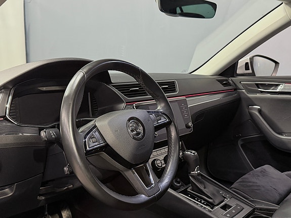 Skoda Superb 11 of 25