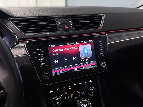Skoda Superb 17 of 25