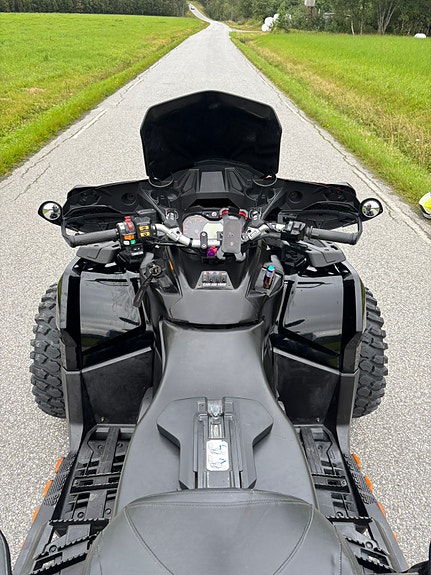 Can-Am Outlander 1000cc 40 reg 22 of 30