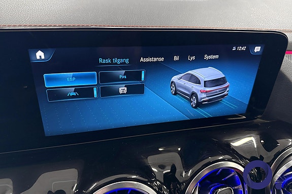 Mercedes-Benz EQA300 16 of 24