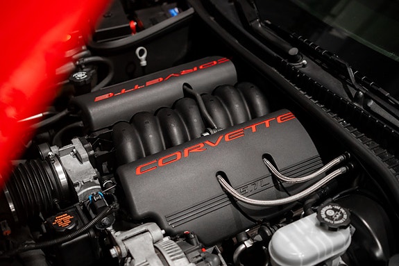 Chevrolet Corvette 18 of 30