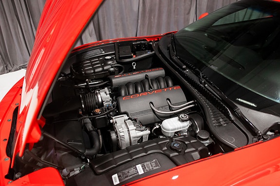 Chevrolet Corvette 17 of 30