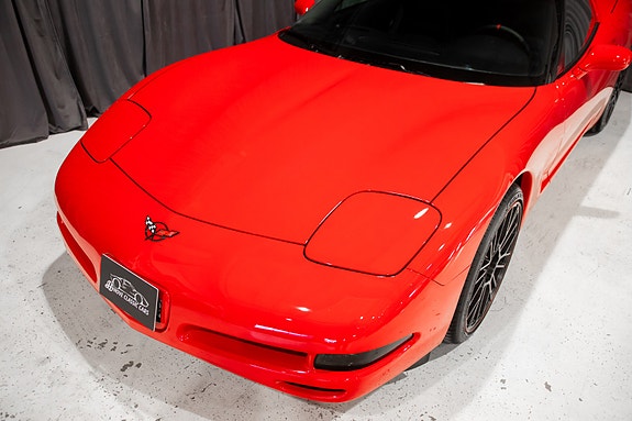 Chevrolet Corvette 14 of 30
