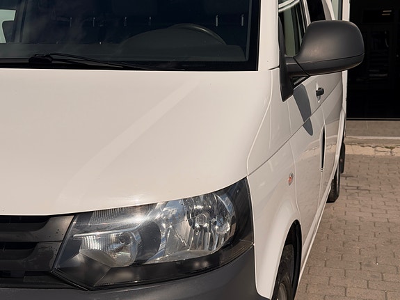 Volkswagen Transporter 10 of 30