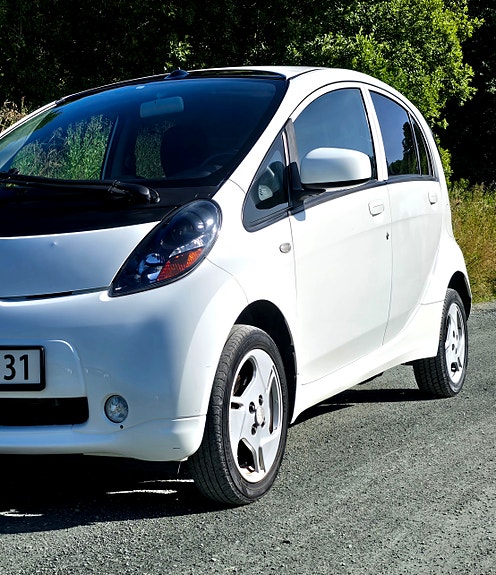 Mitsubishi i-Miev 4 of 24