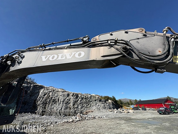 Volvo EC480EL Beltegraver, KM3 HK-feste, 3000 l graveskuffe, sentralsmøring, 11 792 t 13 of 30