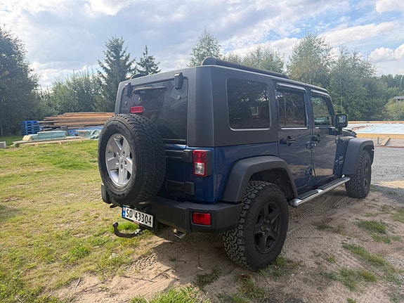 Jeep Wrangler 10 of 19
