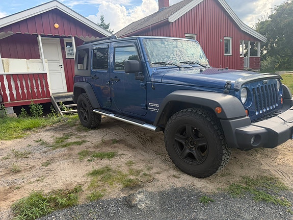 Jeep Wrangler 9 of 19