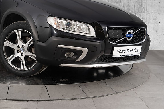 Volvo XC70 3 of 30