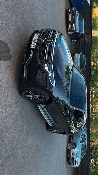 Mercedes-Benz EQC400 4 of 22
