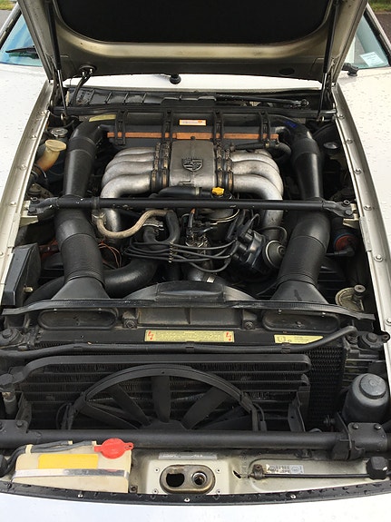 Porsche 928 3 of 16