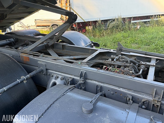 Scania R142M V8 tippbil – 388 hk – bevaringsverdig - omtrekt innvendig! 17 of 30