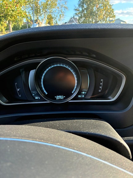 Volvo V40 Cross Country 26 of 30