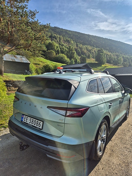Skoda Enyaq 4 of 10