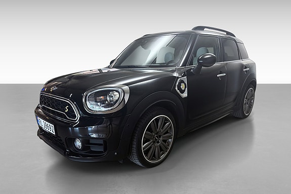 MINI Countryman Cooper SE 2 of 20