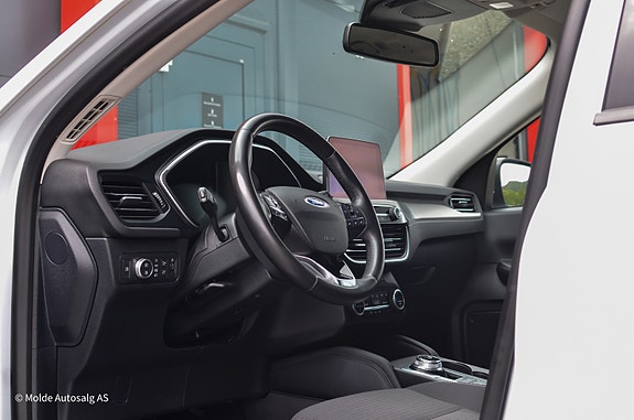 Ford Kuga 14 of 25