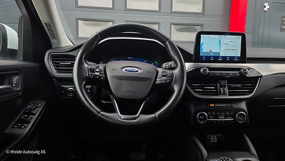 Ford Kuga 17 of 25