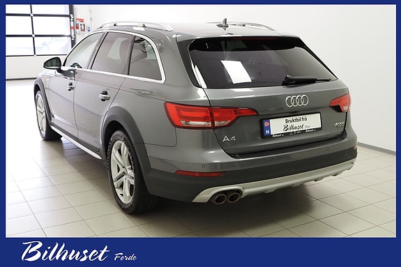 Audi A4 allroad 2 of 24